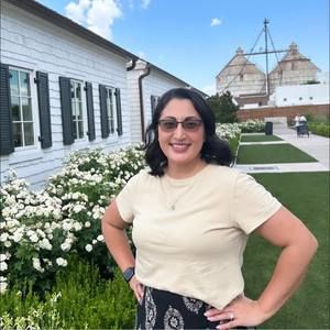 Meet your Posher, Olivia